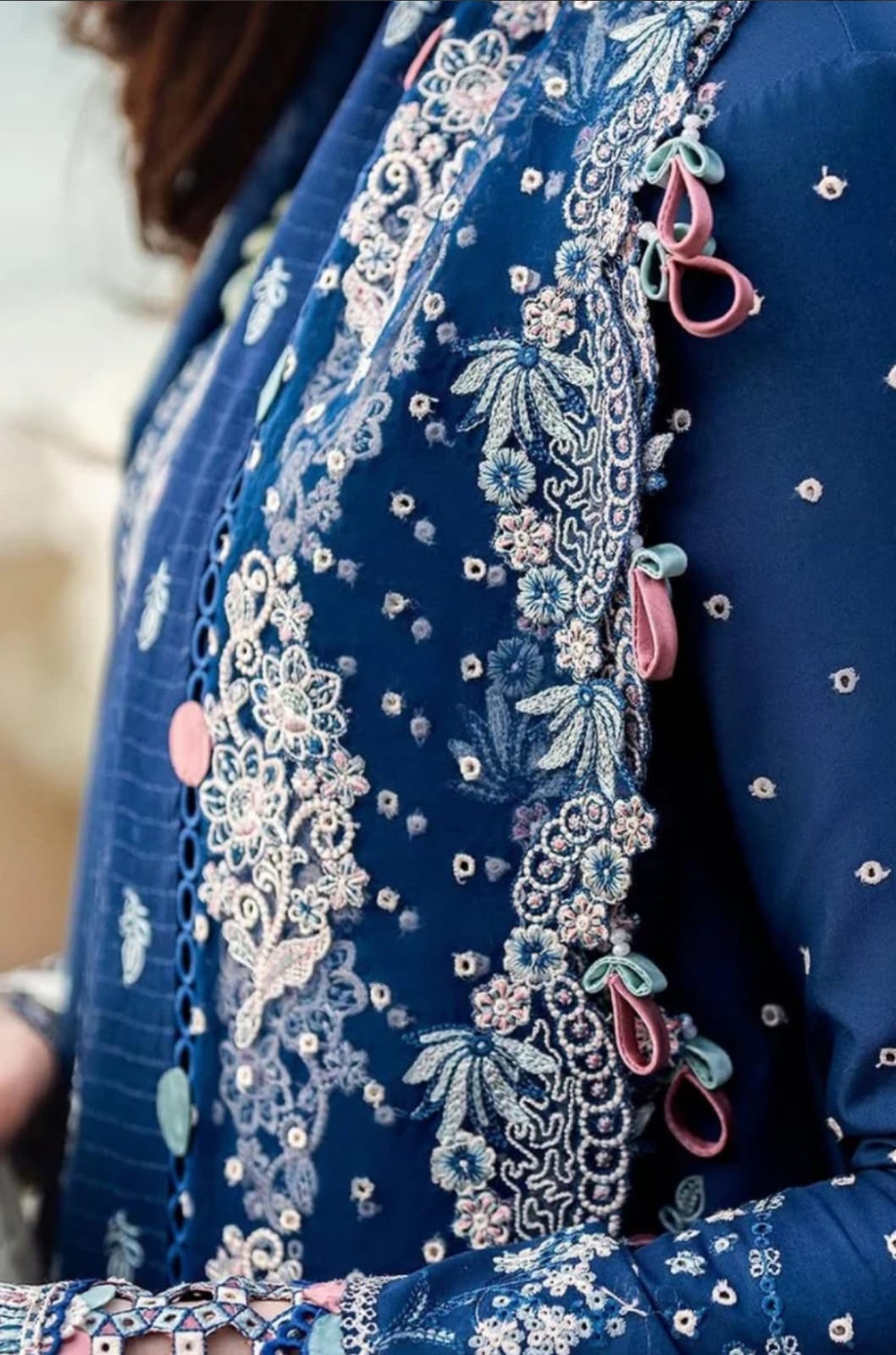 Lawn Embroidered 3Piece D-1003