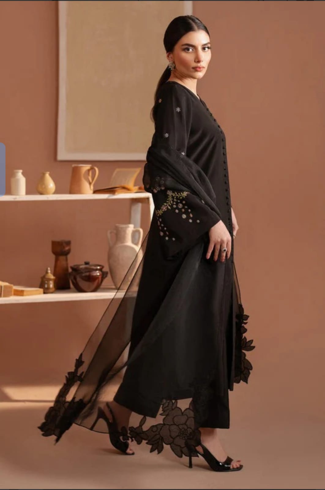 Lawn Embroidered 3Piece D-1007
