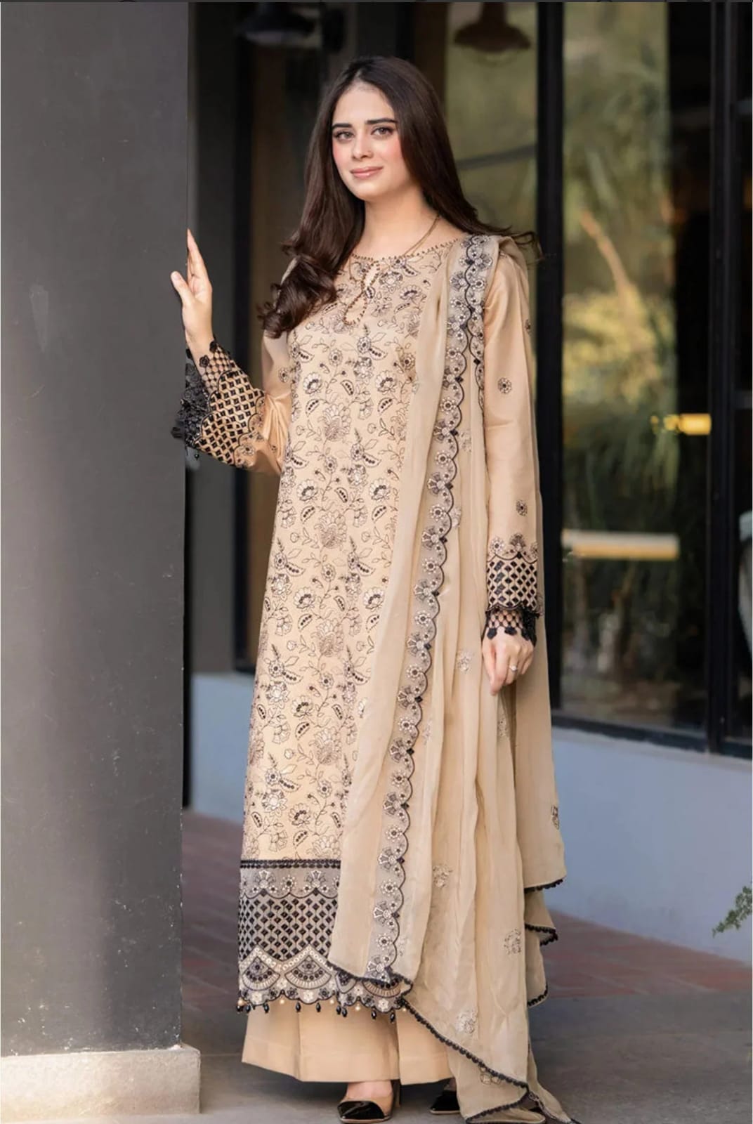 Lawn Embroidered 3Piece D-1004