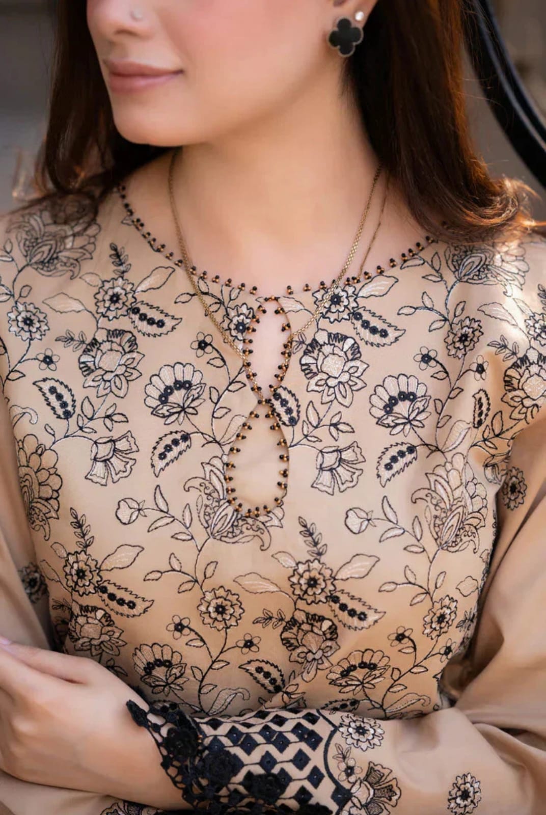 Lawn Embroidered 3Piece D-1004