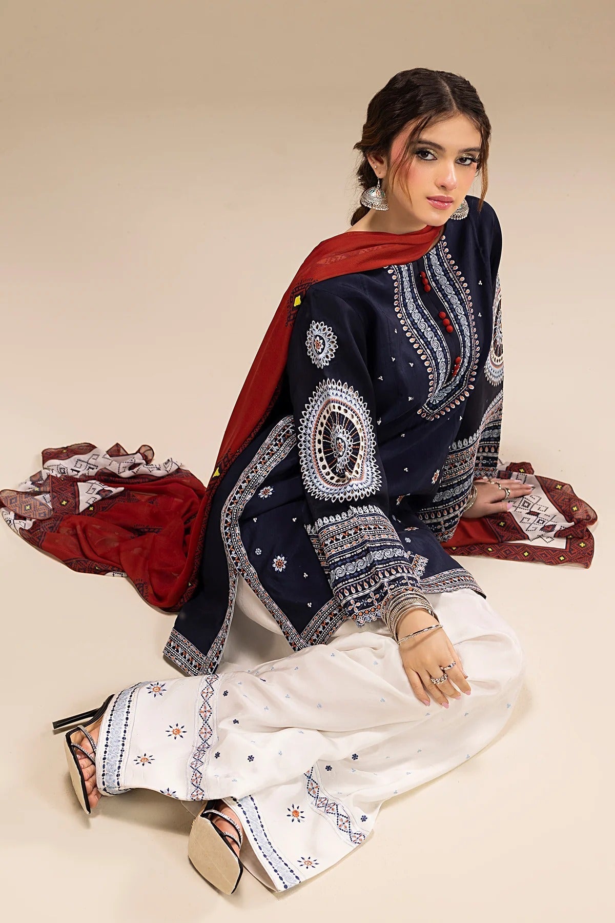 SF - 404 | Roha  3 Pc Stitched