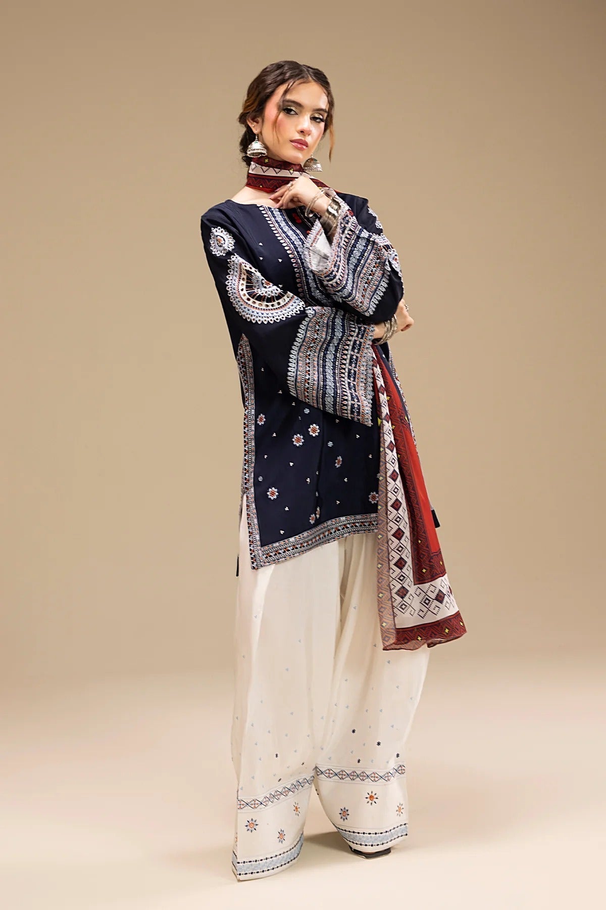 SF - 404 | Roha  3 Pc Stitched